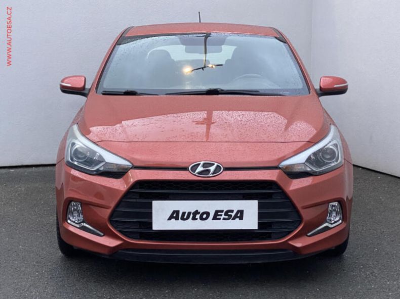 Hyundai i20 - hlavní fotka