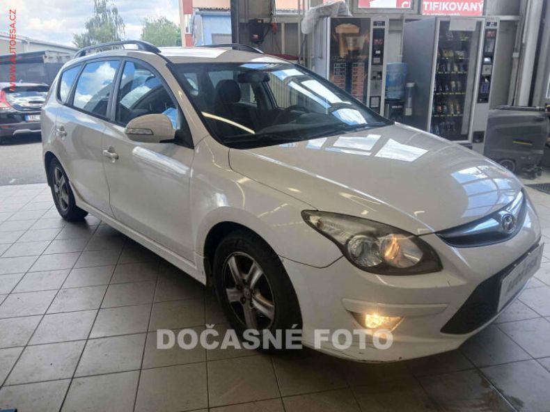 Hyundai i30 - hlavní fotka inzerátu