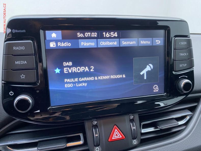 Hyundai i30 - hlavní fotka