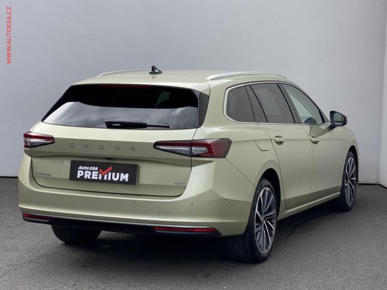 Škoda Superb - hlavní fotka