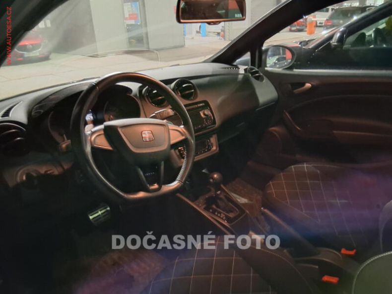 Seat Ibiza - hlavní fotka