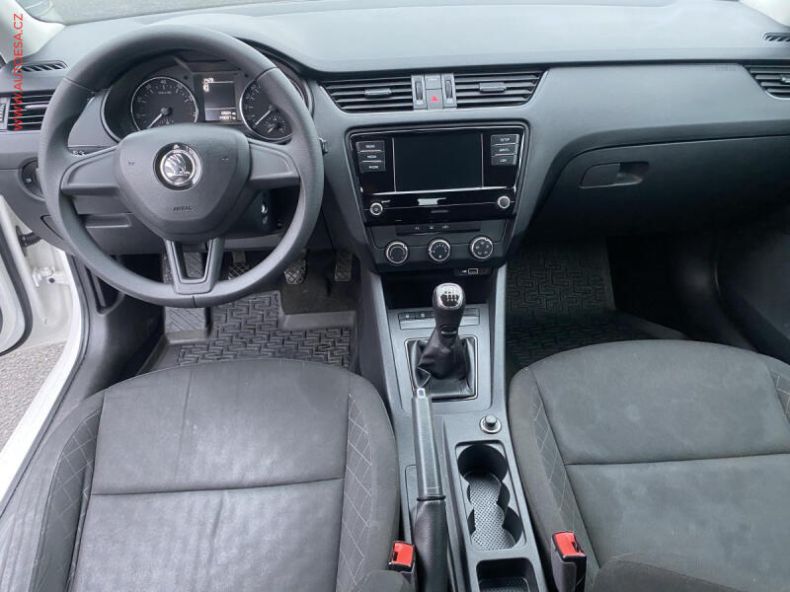 Škoda Octavia - hlavní fotka