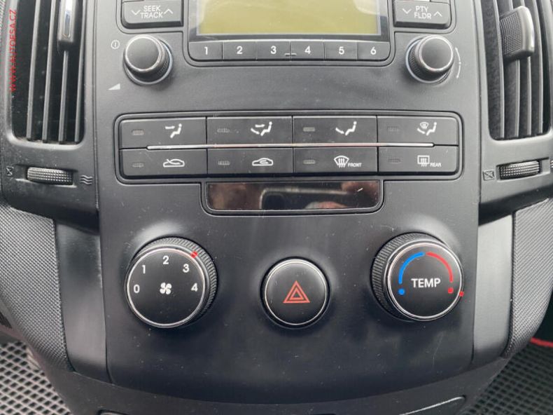 Hyundai i30 - hlavní fotka