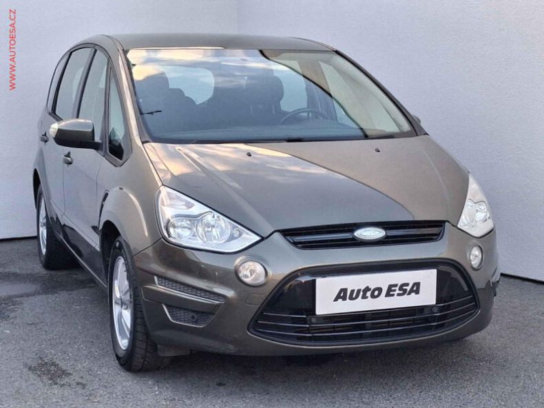 Ford S-MAX - hlavní fotka inzerátu