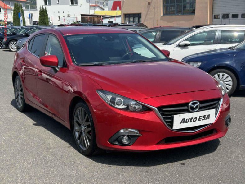 Mazda 3 - hlavní foto