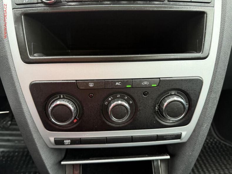 Škoda Octavia - hlavní fotka