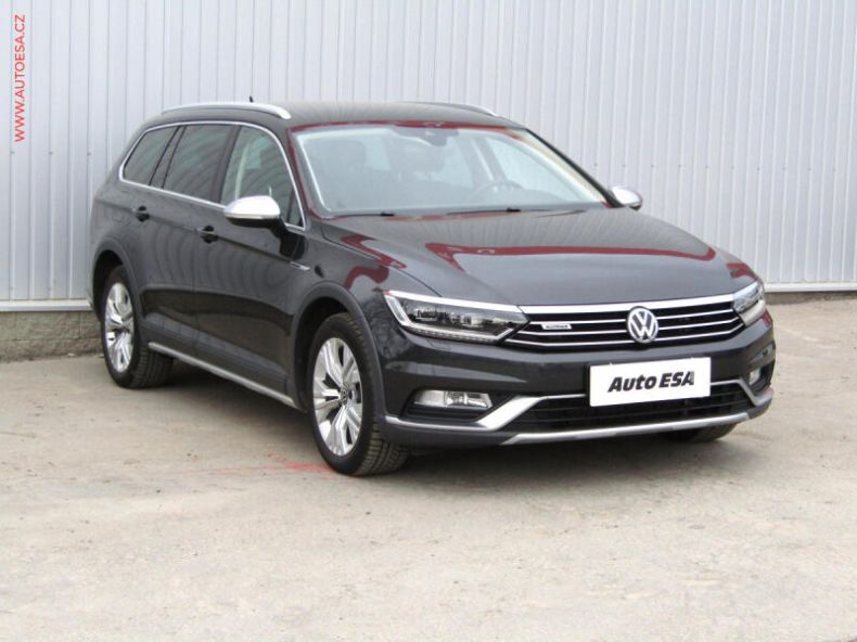 Volkswagen Passat - hlavní foto