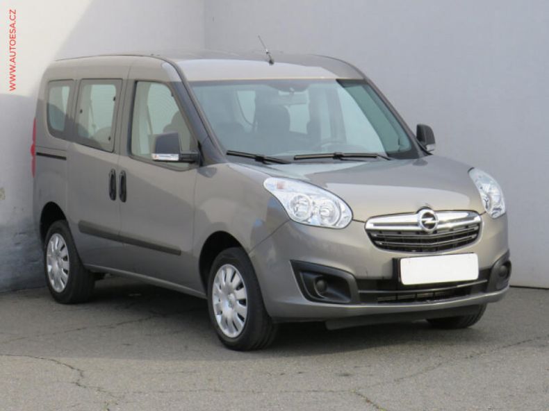 Opel Combo - hlavní foto