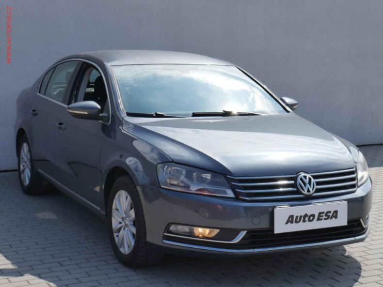 Volkswagen Passat - hlavní foto