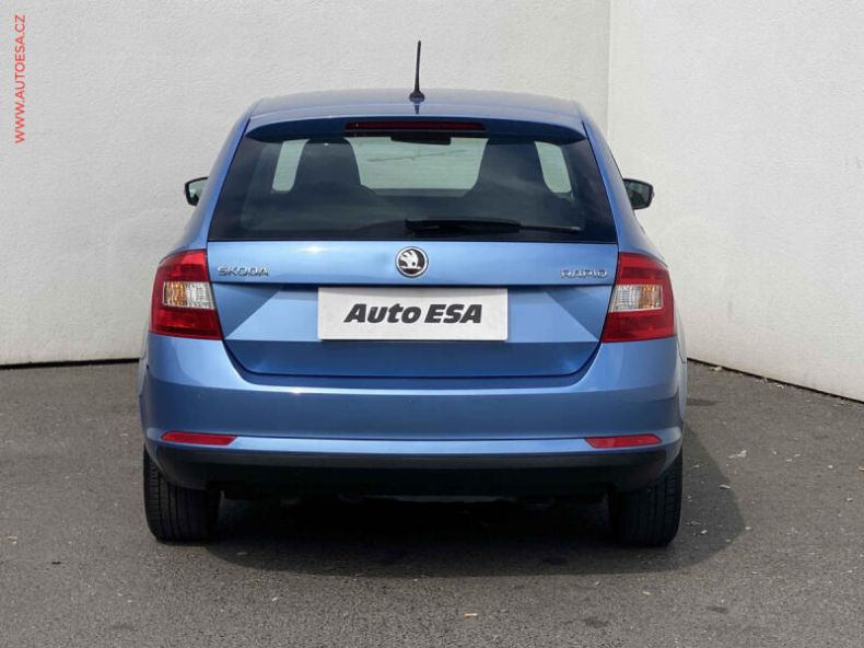 Škoda Rapid - hlavní fotka
