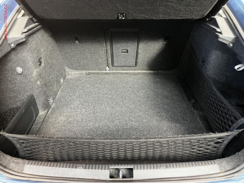 Škoda Octavia - hlavní fotka