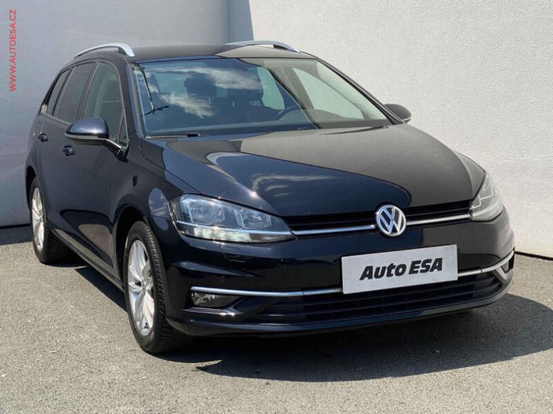 Volkswagen Golf - hlavní foto