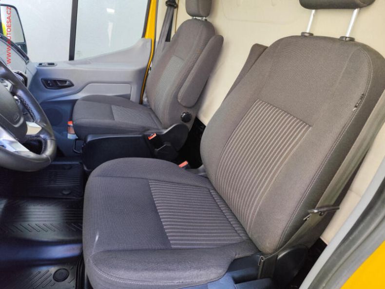 Ford Transit - hlavní fotka