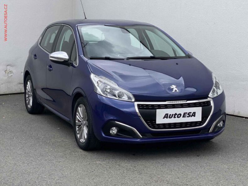 Peugeot 208 - hlavní foto