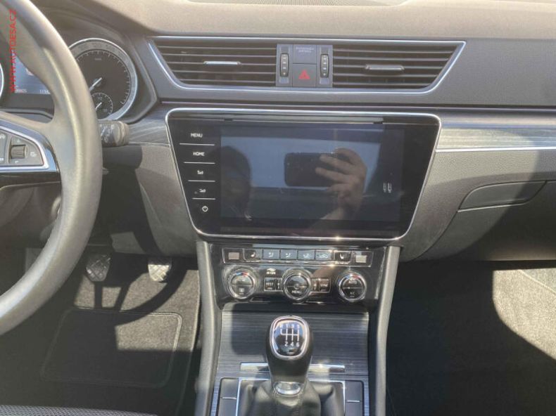 Škoda Superb - hlavní fotka