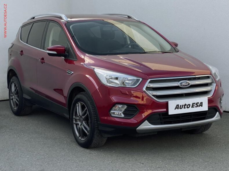 Ford Kuga - hlavní fotka