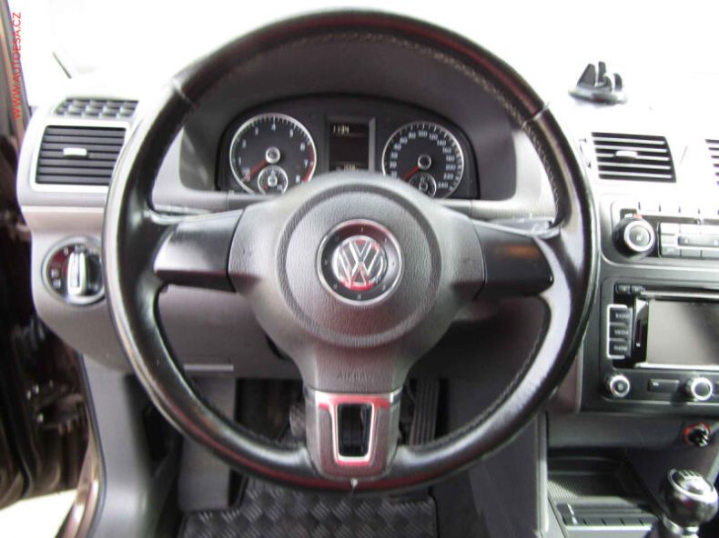 Volkswagen Touran - hlavní fotka