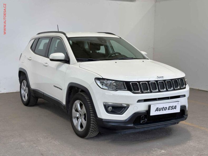Jeep Compass - hlavní foto