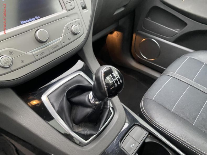 Ford Kuga - hlavní fotka