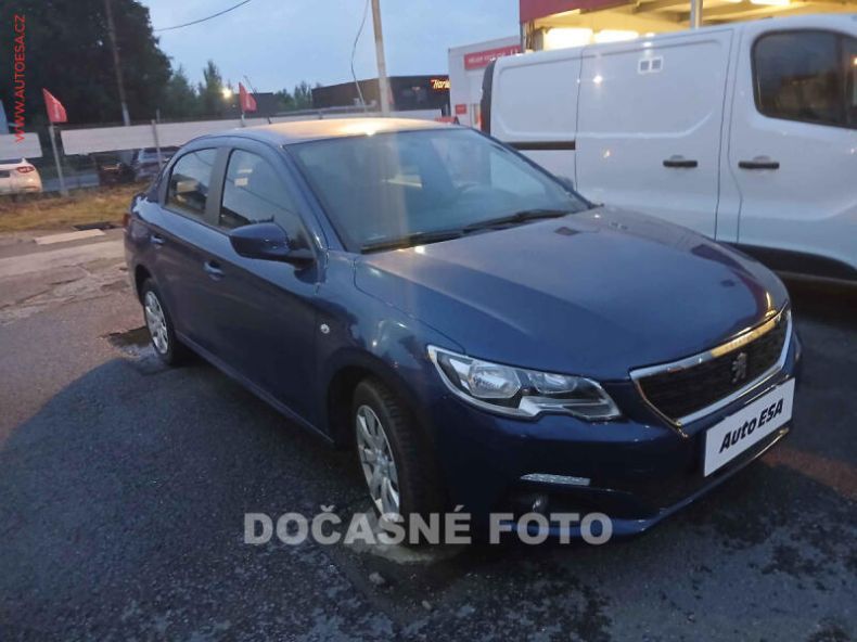 Peugeot 301 - hlavní foto