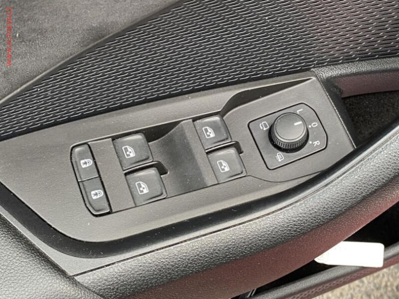 Škoda Octavia - hlavní fotka