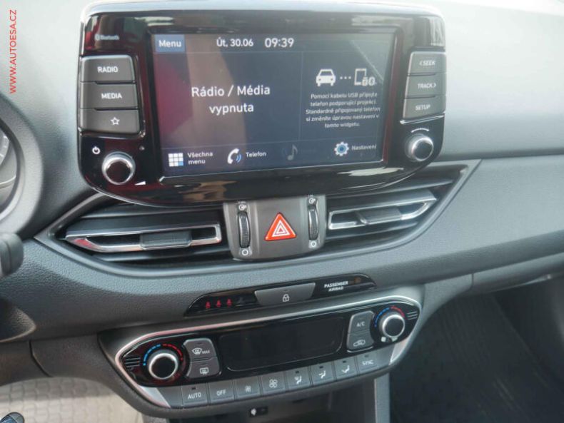 Hyundai i30 - hlavní fotka