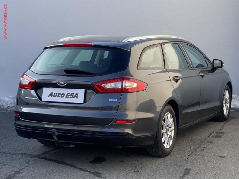 Ford Mondeo - hlavní fotka