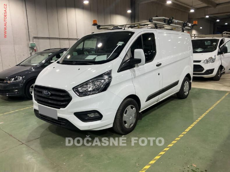 Ford Transit - hlavní foto