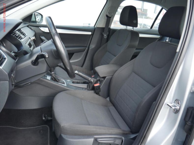 Škoda Octavia - hlavní fotka