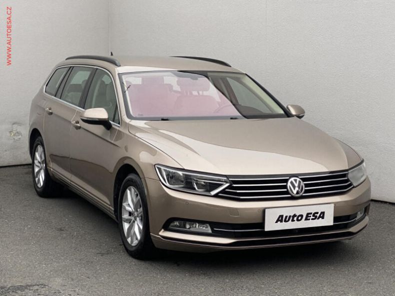 Volkswagen Passat - hlavní foto