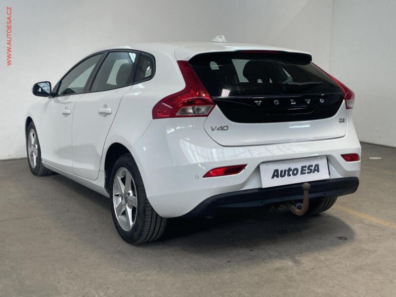 Volvo V40 - hlavní fotka
