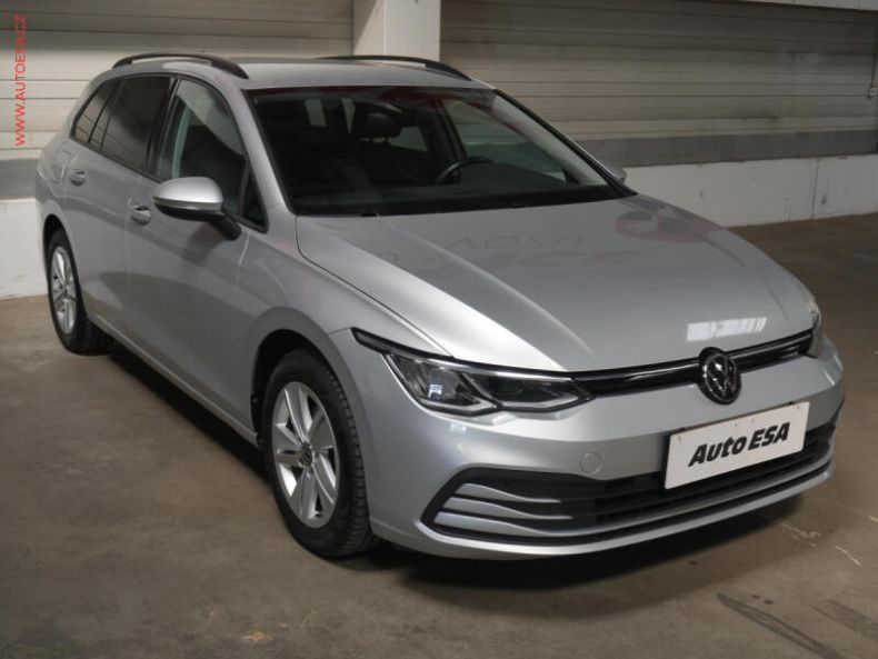 Volkswagen Golf - hlavní foto