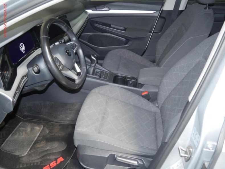 Volkswagen Golf - hlavní fotka