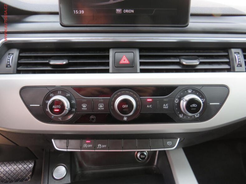 Audi A4 - hlavní fotka