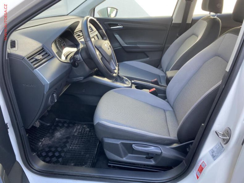 Seat Arona - hlavní fotka