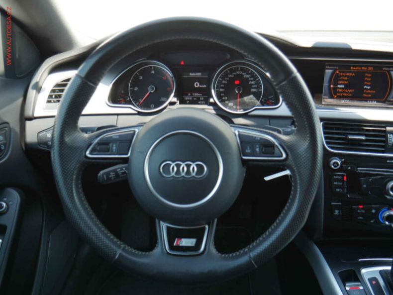 Audi A5 - hlavní fotka