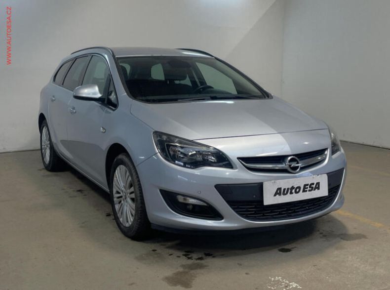 Opel Astra - hlavní fotka inzerátu