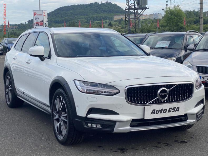 Volvo V90 - hlavní foto