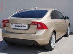 Volvo S60 - fotka číslo 3