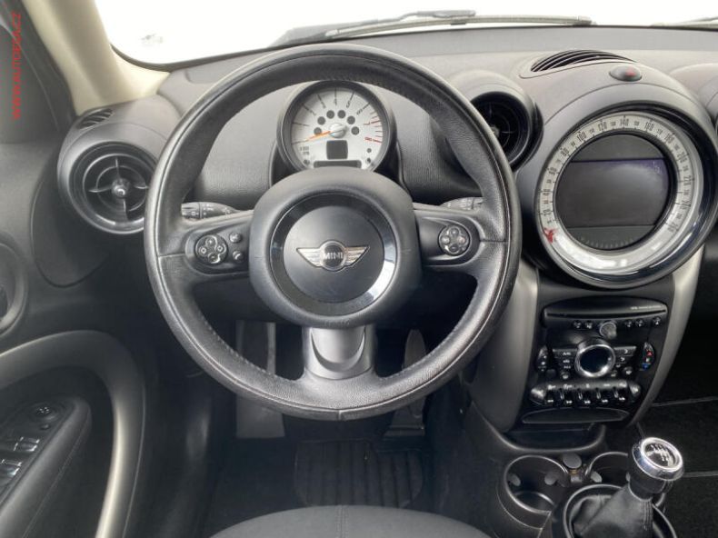 Mini Countryman - hlavní fotka