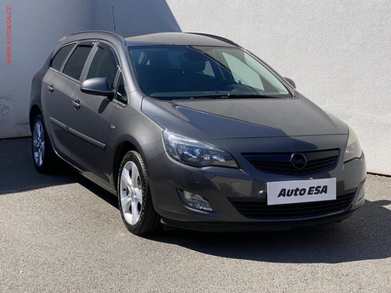Opel Astra - hlavní fotka inzerátu
