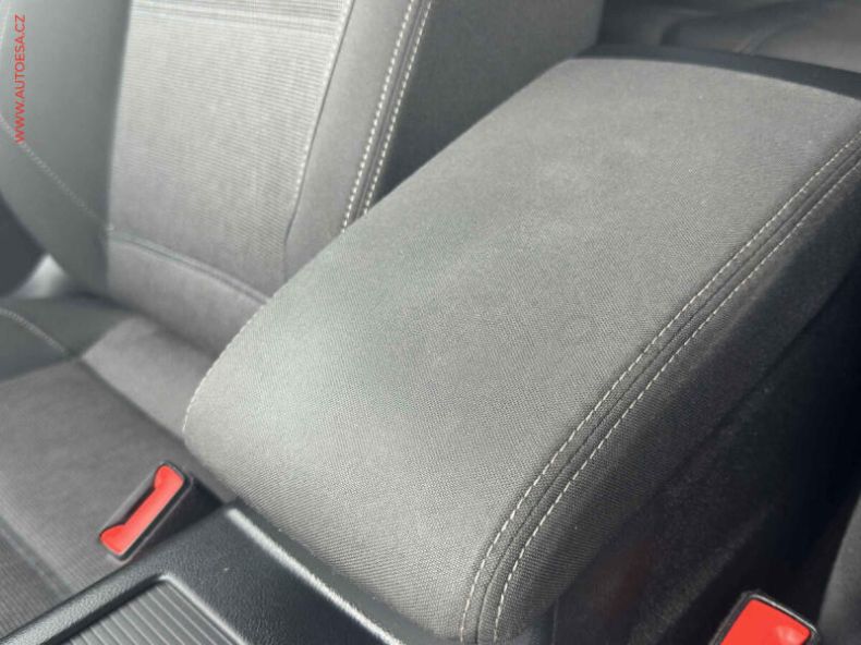 Volkswagen Passat - hlavní fotka
