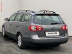 Volkswagen Passat - fotka číslo 5