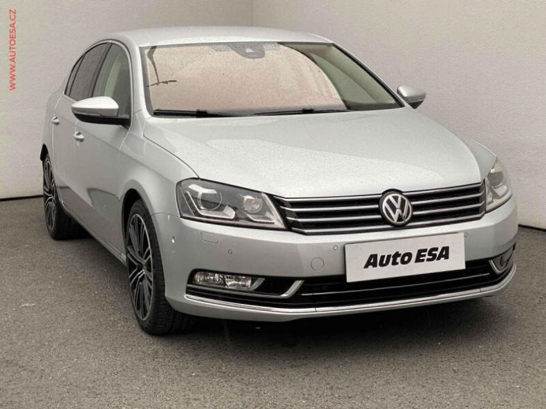 Volkswagen Passat - hlavní fotka inzerátu