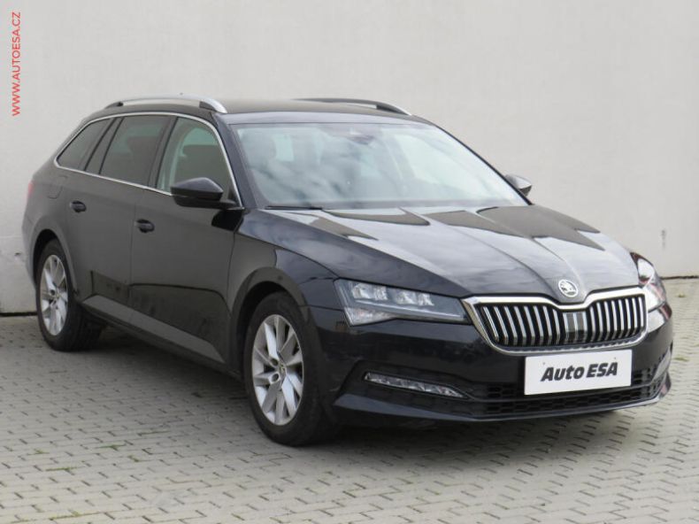 Škoda Superb - hlavní foto