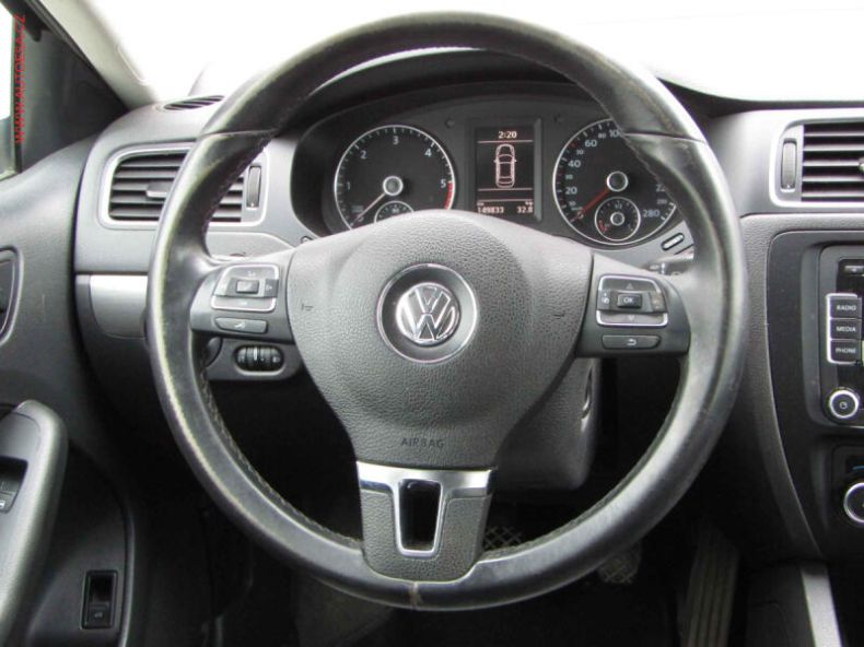 Volkswagen Jetta - hlavní fotka