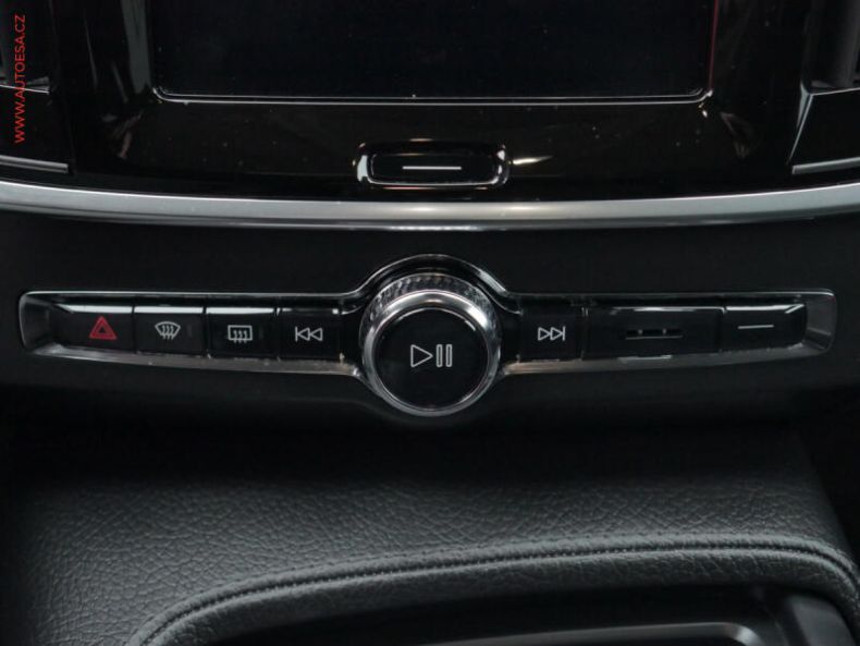 Volvo V90 - hlavní fotka