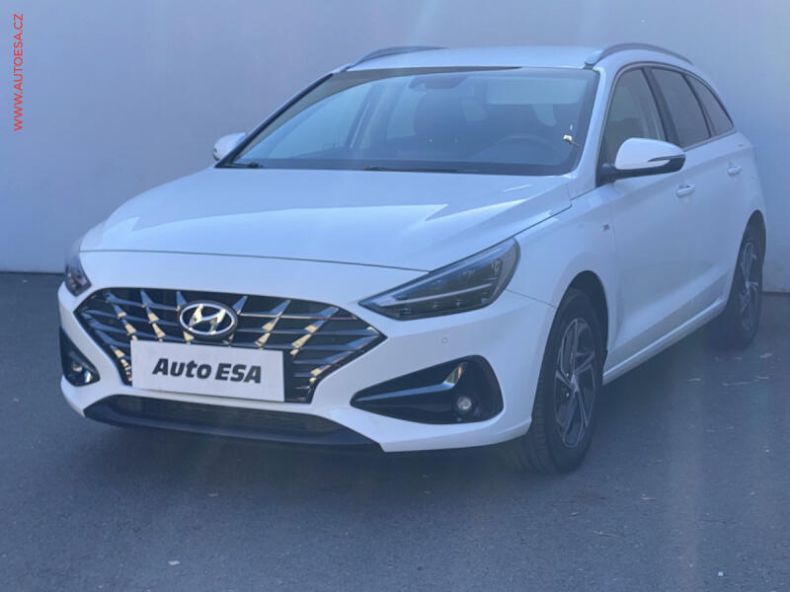 Hyundai i30 - hlavní fotka