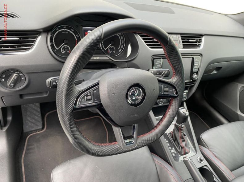 Škoda Octavia - hlavní fotka