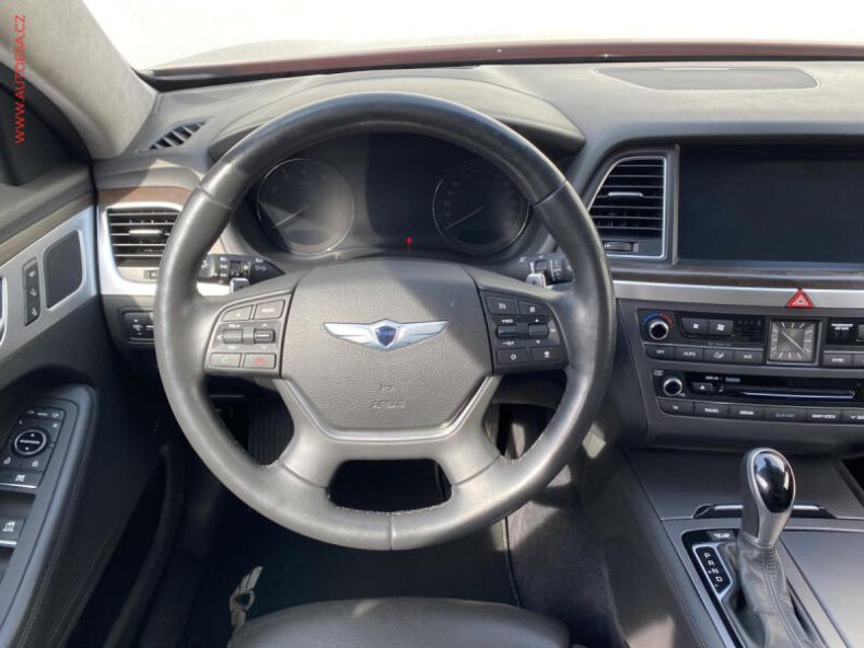 Hyundai Genesis - hlavní fotka